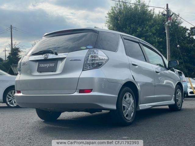 honda fit-shuttle-hybrid 2011 CFJ1792393 image 2