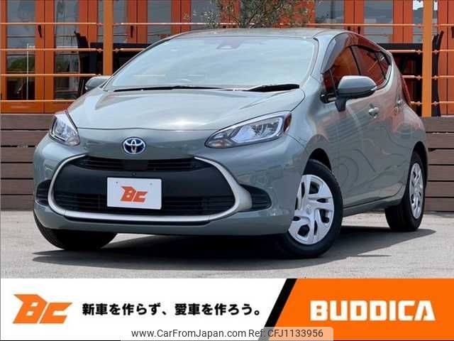 toyota aqua 2021 -TOYOTA--AQUA 6AA-MXPK11--MXPK11-2042604---TOYOTA--AQUA 6AA-MXPK11--MXPK11-2042604- image 1
