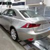 lexus is 2017 CFJ1695595 image 2