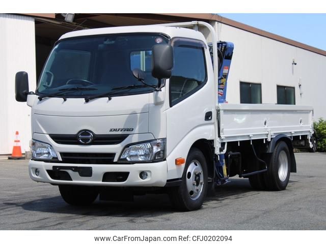 hino dutro 2018 GOO_NET_EXCHANGE_0230013A30240911W002 image 1