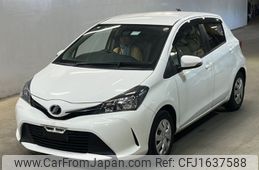 toyota vitz 2016 CFJ1637588