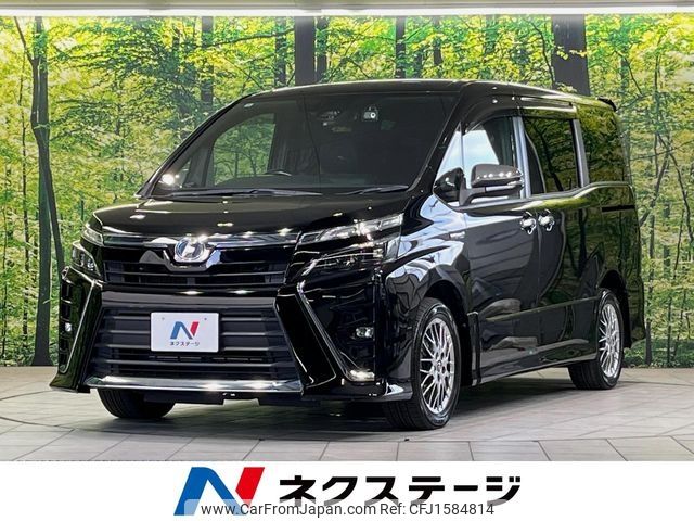 toyota voxy 2018 CFJ1584814 image 1