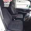 toyota noah 2017 -TOYOTA--Noah DBA-ZRR80G--ZRR80G-0323064---TOYOTA--Noah DBA-ZRR80G--ZRR80G-0323064- image 13