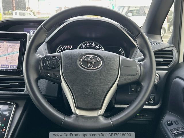 toyota noah 2015 CFJ7018090 image 2