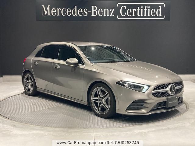 mercedes-benz a-class 2018 quick_quick_177084_WDD1770842J055502 image 1