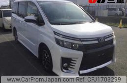 toyota voxy 2014 CFJ1703299