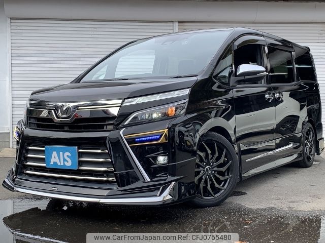 toyota voxy 2018 -TOYOTA--Voxy DBA-ZRR80W--ZRR80-0411614---TOYOTA--Voxy DBA-ZRR80W--ZRR80-0411614- image 1