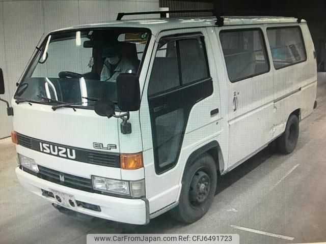 Isuzu elf hot sale van