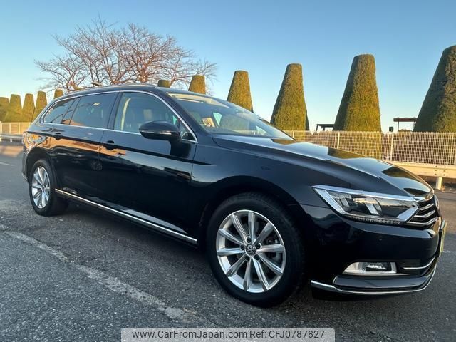 volkswagen passat-variant 2017 quick_quick_3CCZE_WVWZZZ3CZJE059460 image 2