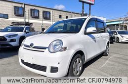 toyota sienta 2009 BD25013A6122