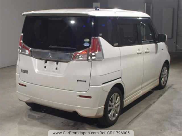 mitsubishi delica-d2 2017 CFJ1796905 image 2