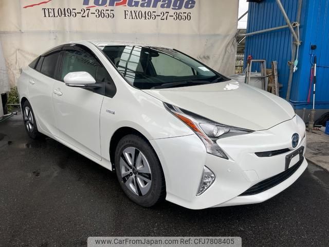 toyota prius 2018 quick_quick_DAA-ZVW51_ZVW51-6060584 image 1