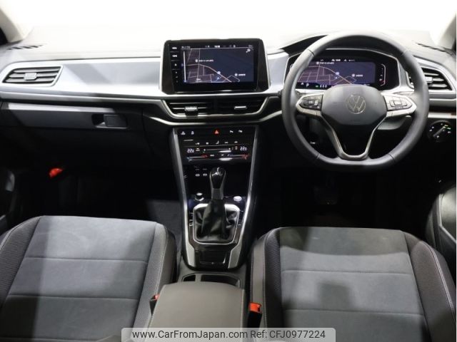 volkswagen volkswagen-others 2024 -VOLKSWAGEN--VW T-Roc 3BA-A1DPC--WVGZZZA1ZRV002***---VOLKSWAGEN--VW T-Roc 3BA-A1DPC--WVGZZZA1ZRV002***- image 2
