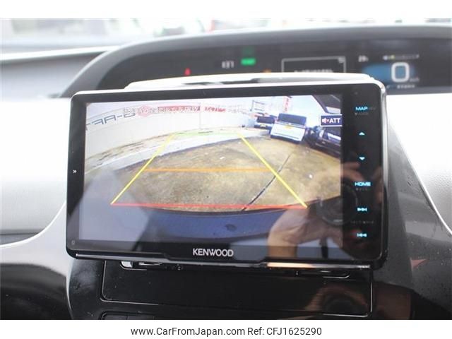 toyota prius 2017 CFJ1625290 image 2