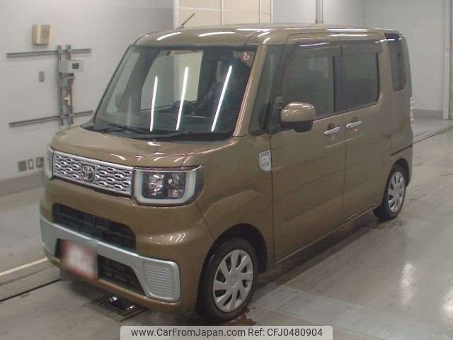 toyota pixis-mega 2015 -TOYOTA--Pixis Mega DBA-LA700A--LA700A-0002201---TOYOTA--Pixis Mega DBA-LA700A--LA700A-0002201- image 1