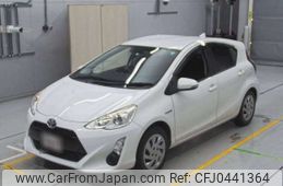 toyota aqua 2015 -TOYOTA--AQUA DAA-NHP10--NHP10-2467833---TOYOTA--AQUA DAA-NHP10--NHP10-2467833-