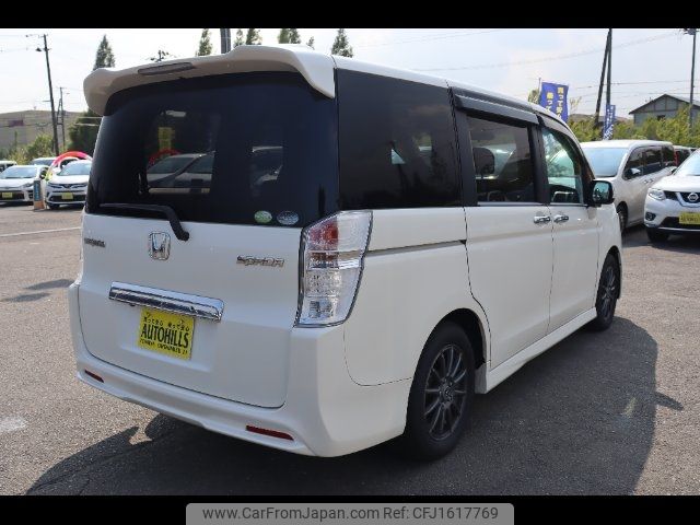 honda stepwagon 2012 CFJ1617769 image 2