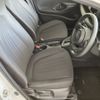 toyota yaris 2024 CFJ1694044 image 11