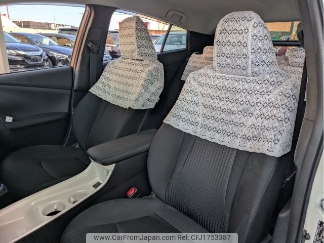 toyota prius 2017 CFJ1753387 image 2