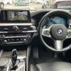 bmw 5-series 2018 quick_quick_JC20_WBAJC32020WE58503 image 8