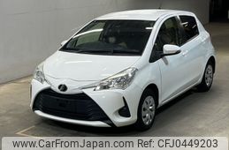 toyota vitz 2019 -TOYOTA--Vitz KSP130-4005798---TOYOTA--Vitz KSP130-4005798-