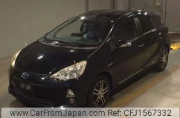 toyota aqua 2012 CFJ1567332