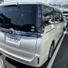 toyota voxy 2014 quick_quick_DBA-ZRR80G_0082560 image 10