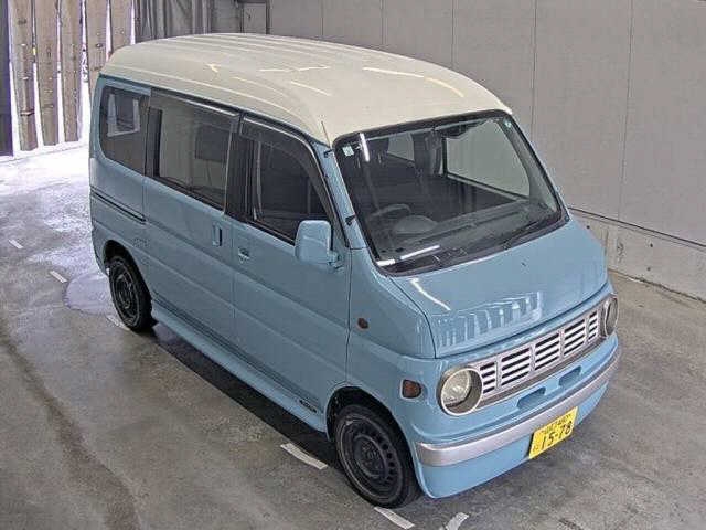 car_2e7525a2-f99d-4ead-bbc2-