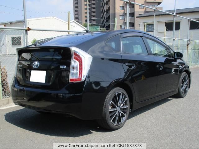 toyota prius 2012 CFJ1587878 image 2