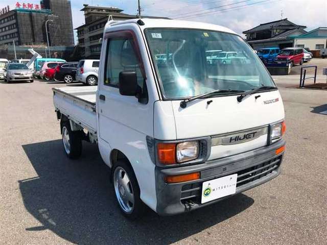 1997 Daihatsu Hijet Truck V-S110P 4WD - Car Price $990