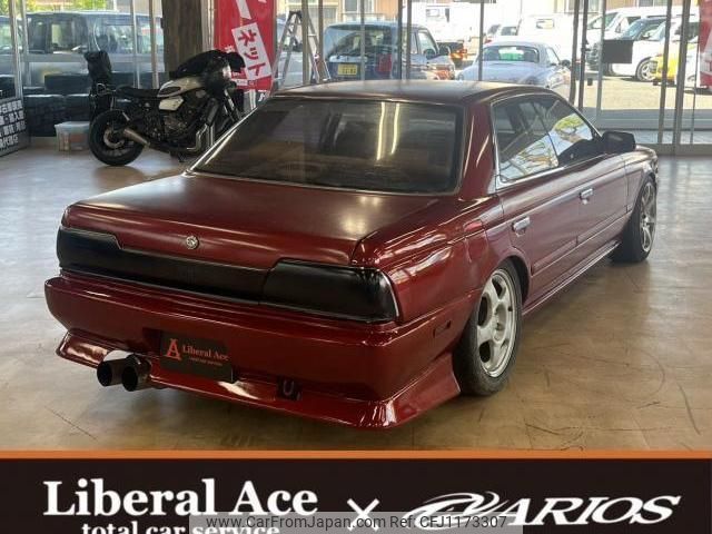 nissan laurel 1991 quick_quick_E-HC33_HC33-236933 image 2