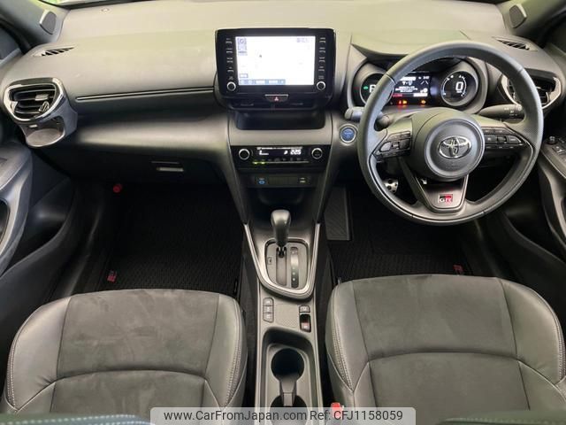 toyota yaris-cross 2023 quick_quick_MXPJ10_MXPJ10-3082901 image 2