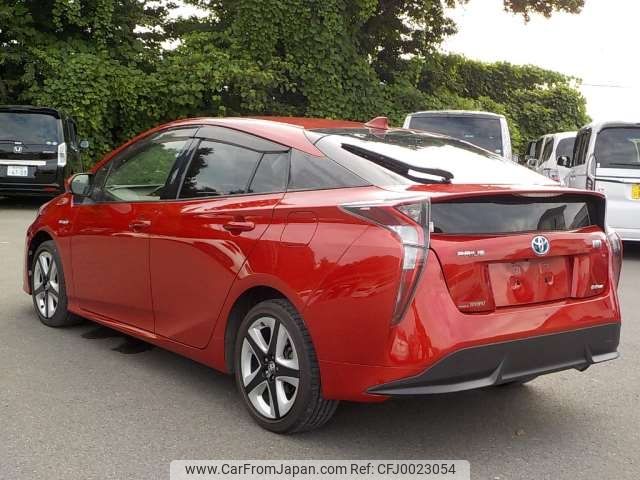 toyota prius 2016 -TOYOTA--Prius DAA-ZVW55--ZVW55-8030626---TOYOTA--Prius DAA-ZVW55--ZVW55-8030626- image 2