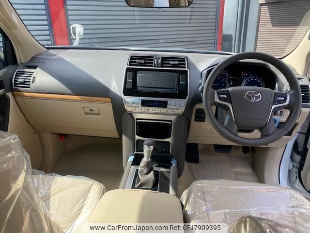 toyota land-cruiser-prado 2024 quick_quick_TRJ150W_TRJ150-0153284 image 2
