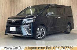 toyota voxy 2018 CFJ1707739