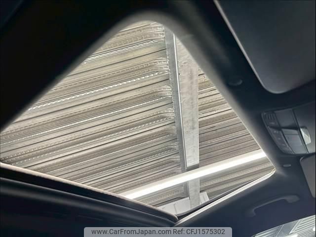 mercedes-benz glc-class 2019 CFJ1575302 image 2