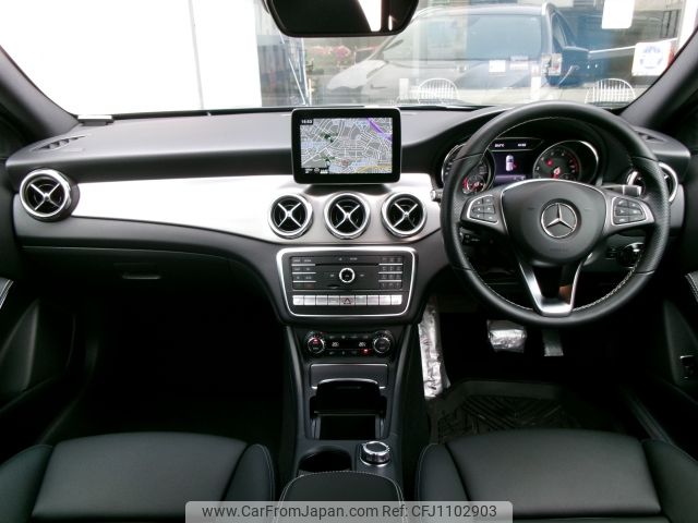 mercedes-benz gla-class 2018 -MERCEDES-BENZ--Benz GLA DBA-156947--WDC1569472J585585---MERCEDES-BENZ--Benz GLA DBA-156947--WDC1569472J585585- image 2