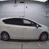 toyota prius-α 2012 -TOYOTA--Prius α ZVW41W-3190833---TOYOTA--Prius α ZVW41W-3190833- image 4