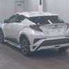 toyota c-hr 2017 quick_quick_DAA-ZYX10_ZYX10-2069728 image 2