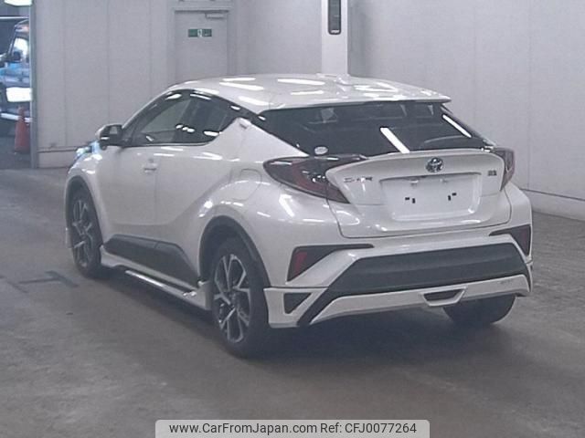 toyota c-hr 2017 quick_quick_DAA-ZYX10_ZYX10-2069728 image 2