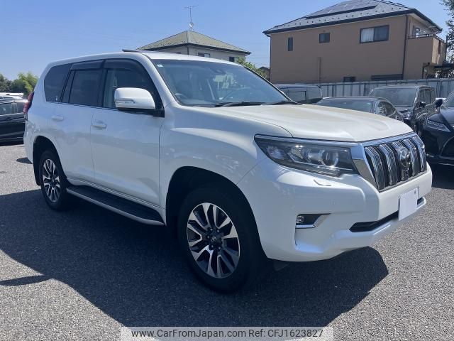 toyota land-cruiser-prado 2023 CFJ1623827 image 1