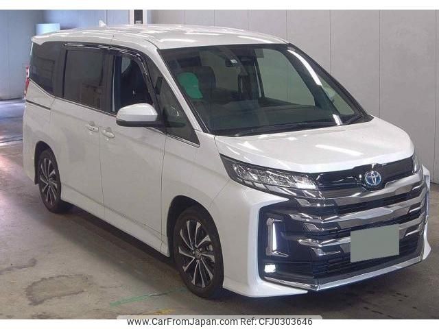 toyota noah 2022 quick_quick_6AA-ZWR90W_0036284 image 1