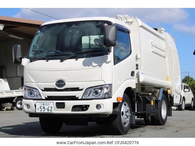 hino dutro 2021 GOO_NET_EXCHANGE_0230013A30241107W003 image 2