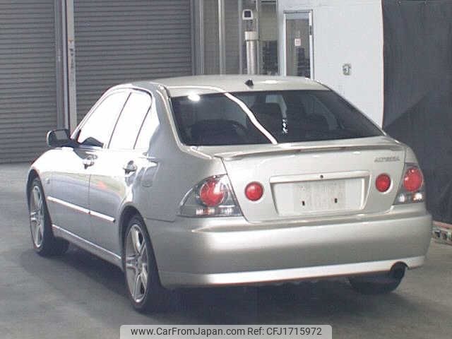 toyota altezza 2005 CFJ1715972 image 2