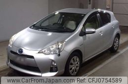 toyota aqua 2012 -TOYOTA--AQUA DAA-NHP10--NHP10-6001183---TOYOTA--AQUA DAA-NHP10--NHP10-6001183-