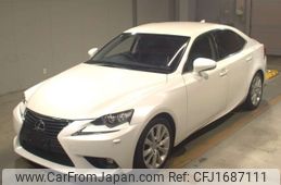 lexus is 2014 CFJ1687111