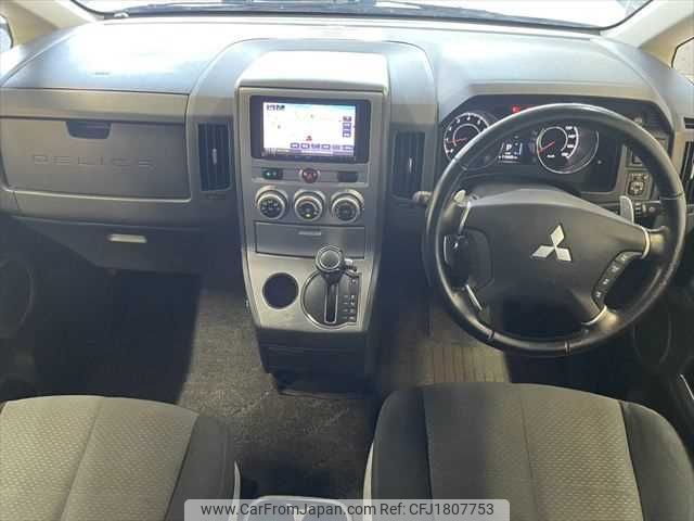mitsubishi delica-d5 2012 CFJ1807753 image 2