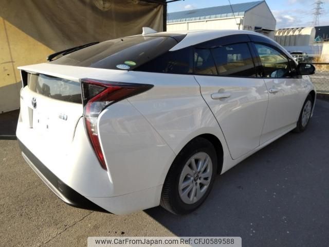 toyota prius 2018 quick_quick_DAA-ZVW50_ZVW50-6158685 image 2