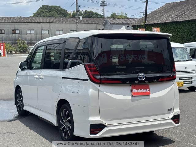 toyota noah 2024 quick_quick_6AA-ZWR90W_ZWR90-0191845 image 2