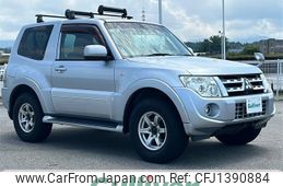 mitsubishi pajero 2013 -MITSUBISHI--Pajero DBA-V83W--V83W-0700121---MITSUBISHI--Pajero DBA-V83W--V83W-0700121-